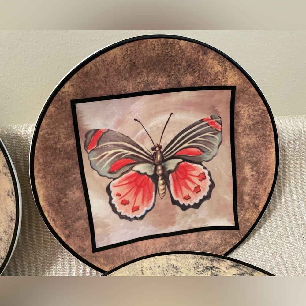 Decorative Butterfly Plates - Picture 5 of 6